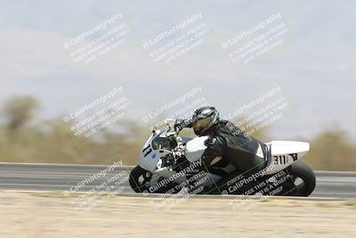 media/Apr-20-2025-CVMA (Sun) [[39090e8767]]/Race 9-Formula LW Twins Shootout/